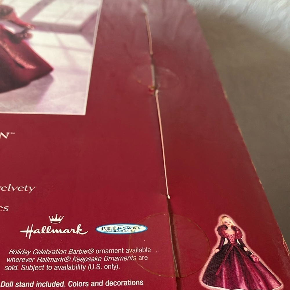 Barbie Holiday Celebration: Vintage 2002 Holiday Celebration Barbie - Picture 16 of 16